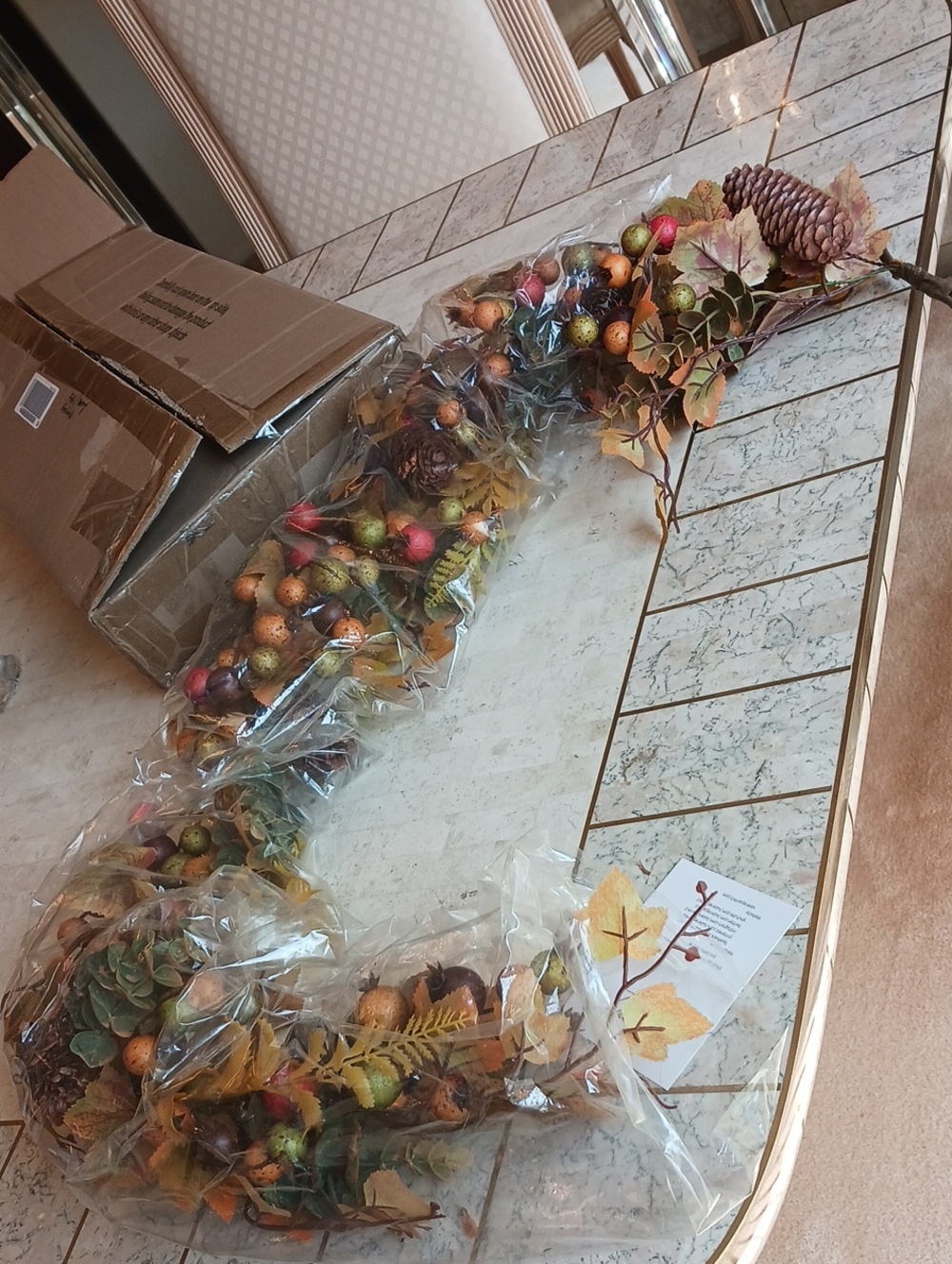 Florals- 4ft Autum/harvest Garland,,berries Leaves Pinecones--by VALERI/QVC..NEW